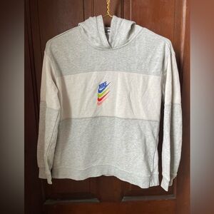 Nike girls youth large gray / white hoodie
